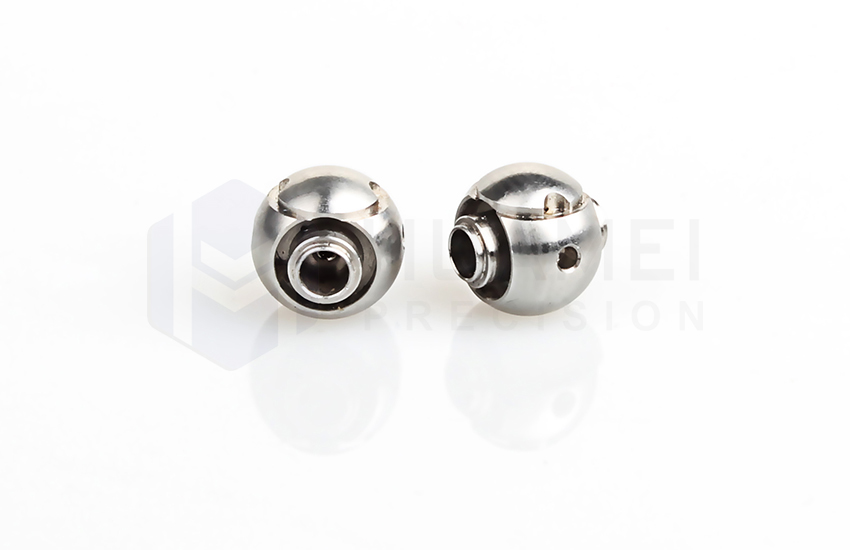 CNC machinesd precision couple